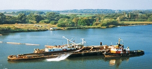 Averano barge unloading dredger