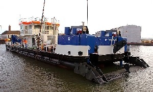 Hol Blank water injection dredger